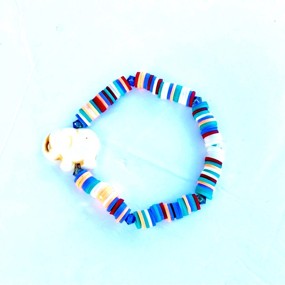 Handmade Striped Elephant Stretch Bracelet - Picture 7 of 7